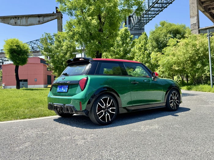 情绪价值拉满 MINI JCW 评测