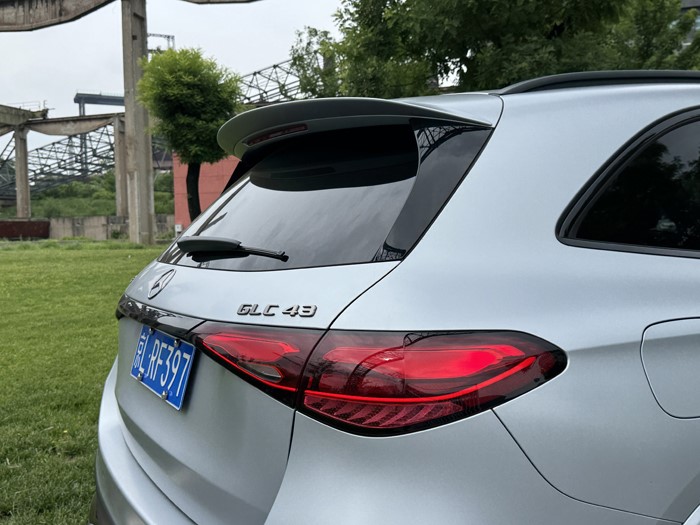 性能与雅致 试驾奔驰 AMG GLC 43 4MATIC