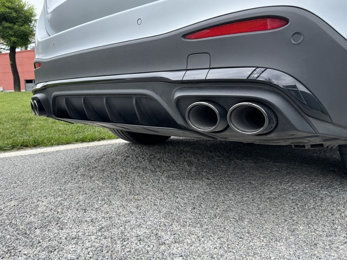 性能与雅致 试驾奔驰 AMG GLC 43 4MATIC