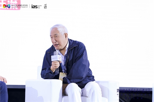 临界与突破:半固态电池大规模落地元年 探寻产业变革价值坐标