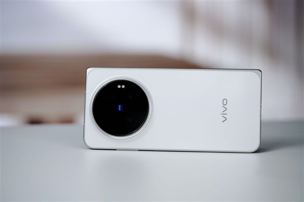 蓝厂最强折叠屏！vivo X Fold 6图赏