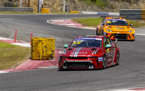 郭富城韩东君同台飙车！领克03+ TCR赛车宁波站4冠1亚2季