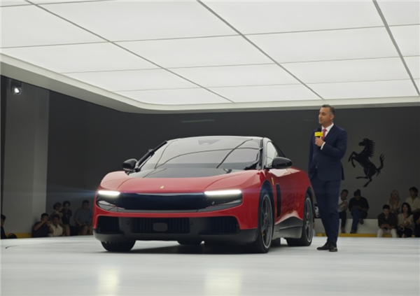 法拉利首款纯电车Luce正式发布：中国区起售价398.8万 较欧洲便宜36万