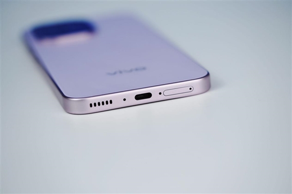 轻薄机身塞下9000mAh电池！vivo Y600 Turbo图赏