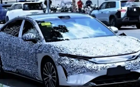 定位大型车!比亚迪D级旗舰大汉谍照曝光:续航超1000公里