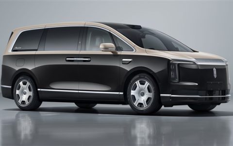 尊界MPV短轴版公示：定名V680、尺寸缩小更适合家用