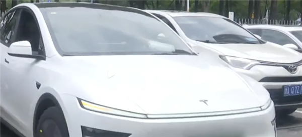 入手仅21天 特斯拉Model Y突发制动故障!特斯拉:系统误报 不退车