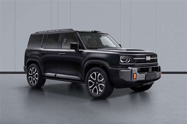 吉利打造的插电混动方盒子SUV 银河战舰700实车亮相