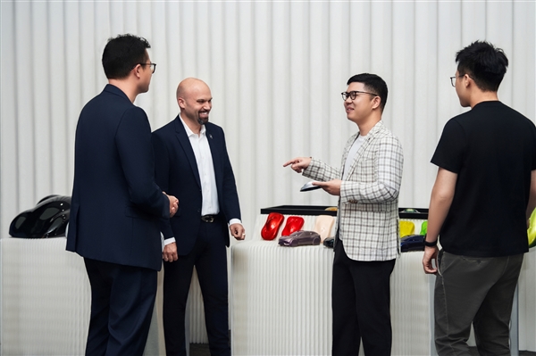 加盟智界的前法拉利设计师身份揭晓！Werner Gruber 曾操刀设计拉法、FXX-K
